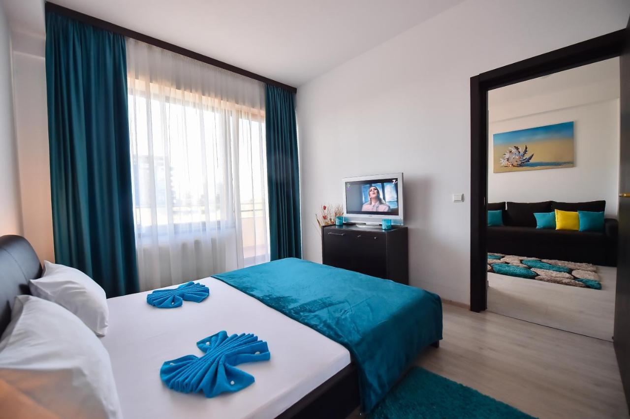 Apartment Summerland Mamaia Bagian luar foto