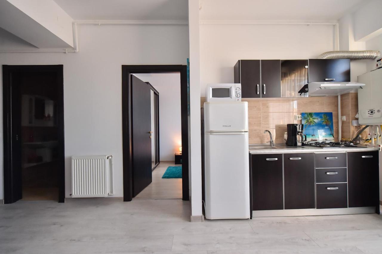 Apartment Summerland Mamaia Bagian luar foto